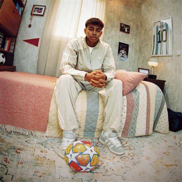 Lamine Yamal devient officiellement un joueur adidas