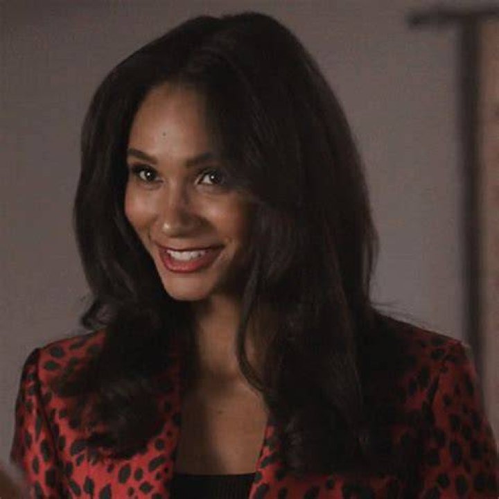 layla keating Pretty people, Girl boss motivation, Layla