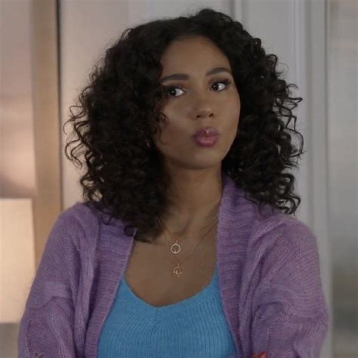 layla keating scenepack S2A logoless + 1080p YouTube