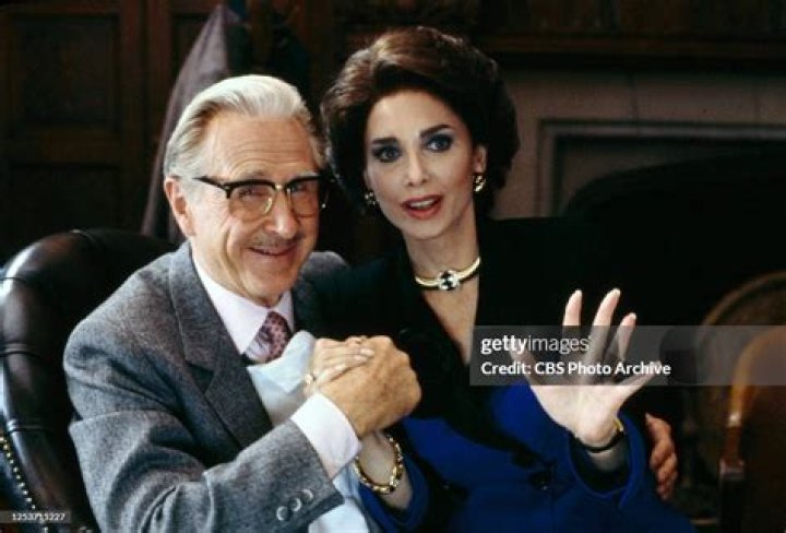 Leona Helmsley's rich dog's death kept secret
