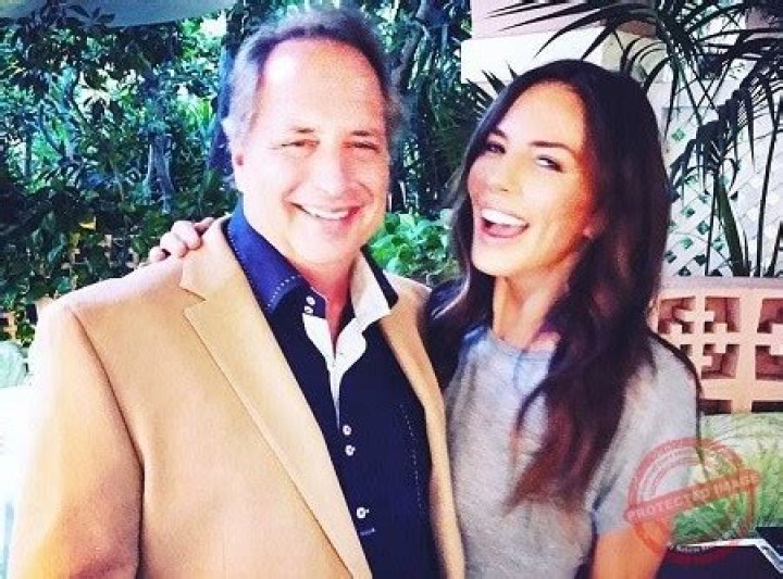 Leslie Lovitz Wikipedia, Age, Height, Brother, Jon Lovitz, Wife, Net Worth