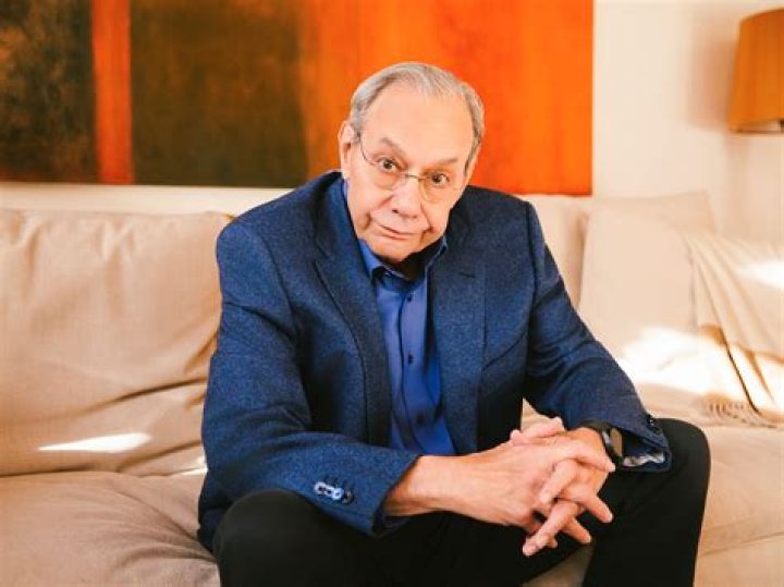 Lewis Black Returns
