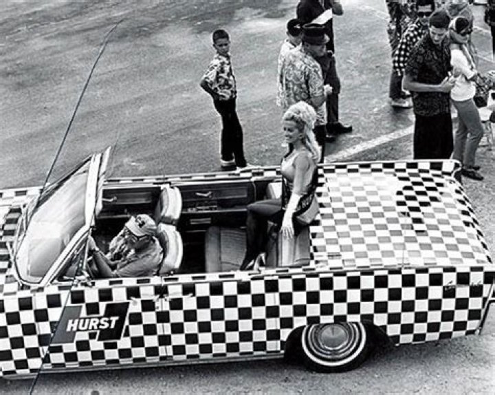 Linda Vaughn Gallery Peter K.