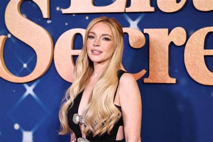 Lindsay Lohan with diamonds, from Lindsay Lohan as Marilyn Monroe in "The Last Sitting" for New