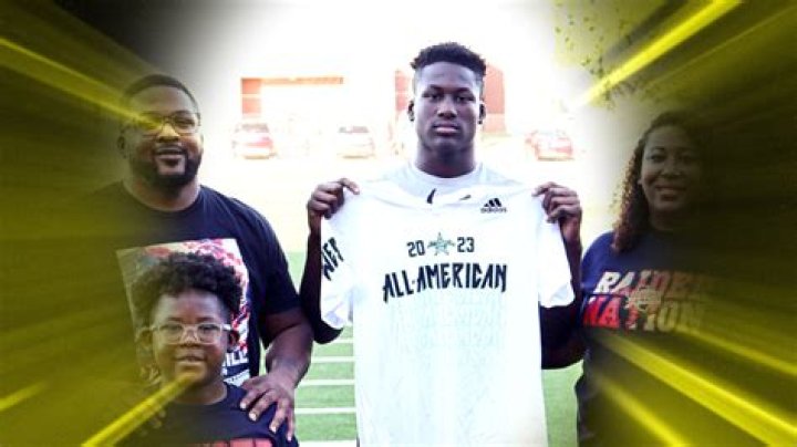 Linebacker Anthony Hill Jr. Honored as a 2023 AllAmerican as Part of AllAmerican Bowl&rsquo;s Road