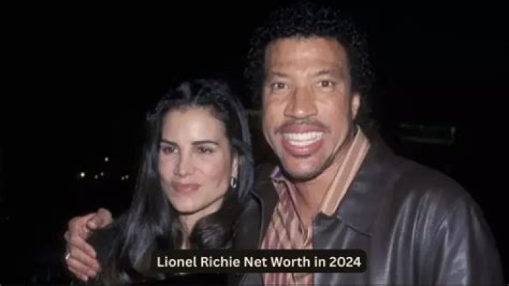 Lionel Richie Net Worth in 2022 (Updated)