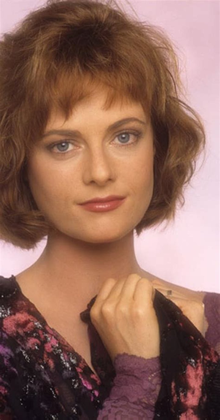 Lisa Blount IMDb