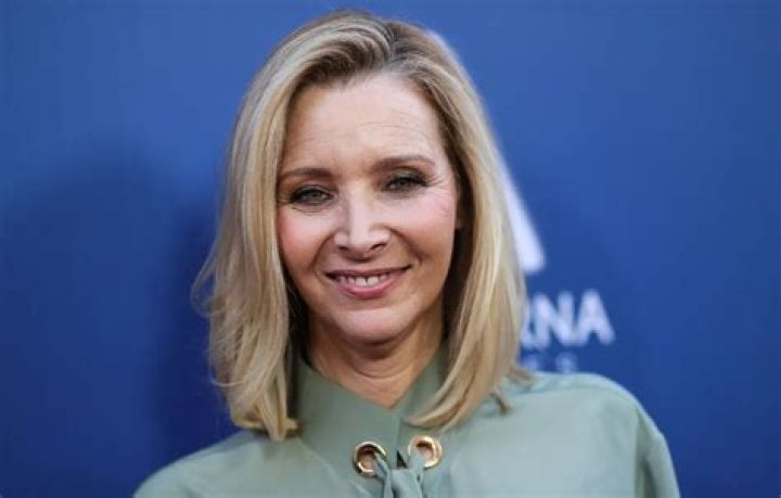 Lisa Kudrow Age, Net Worth, Husband, Family & Biography TheWikiFeed