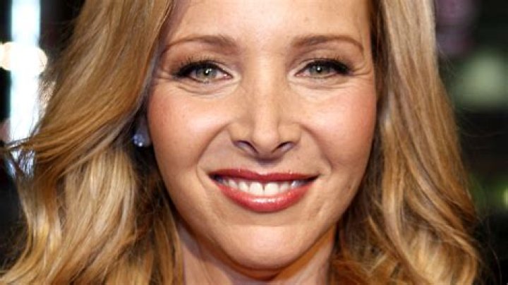Lisa Kudrow Net Worth 2024 Husband, Age, and Home