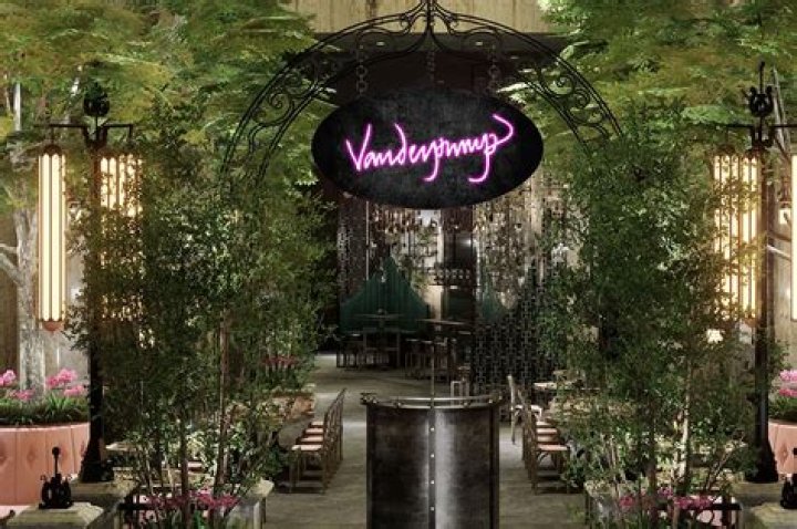 Lisa Vanderpump cocktail lounge Caesars Palace 2019 Eater Vegas