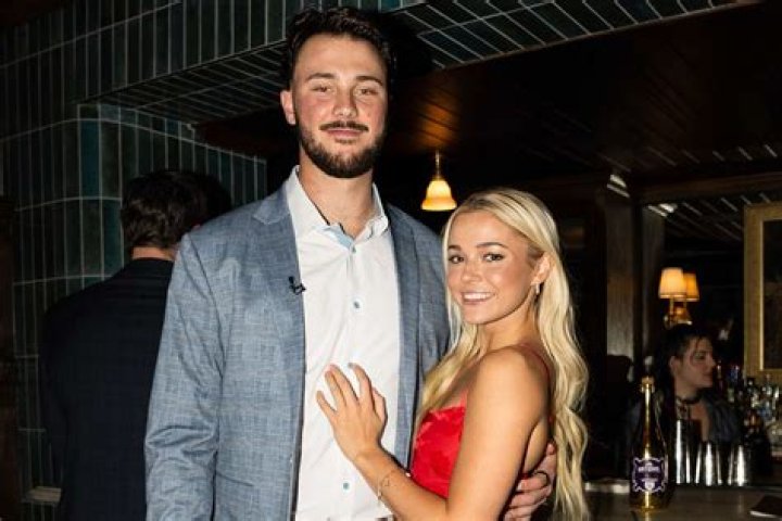 Livvy Dune Leaks: Exclusive And Revealing