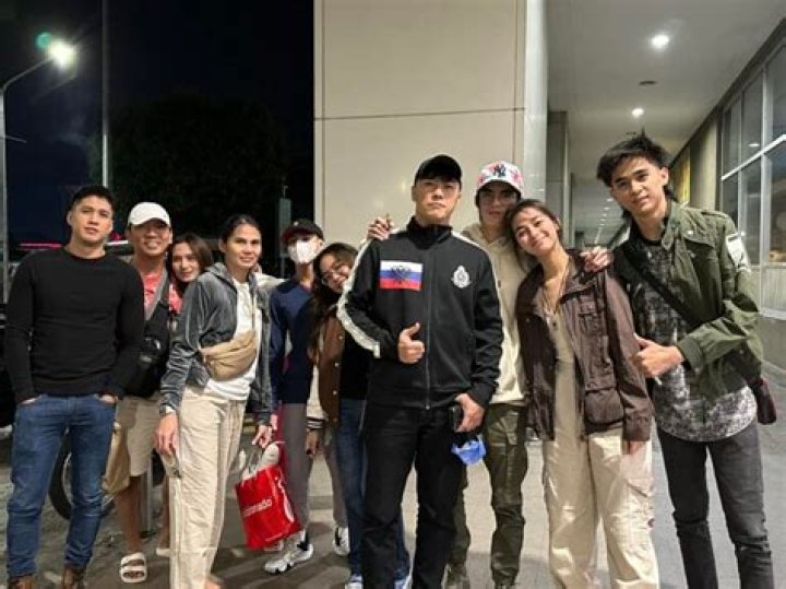 LOOK AJ Raval bonds with boyfriend Aljur Abrenica, dad Jeric Raval, family