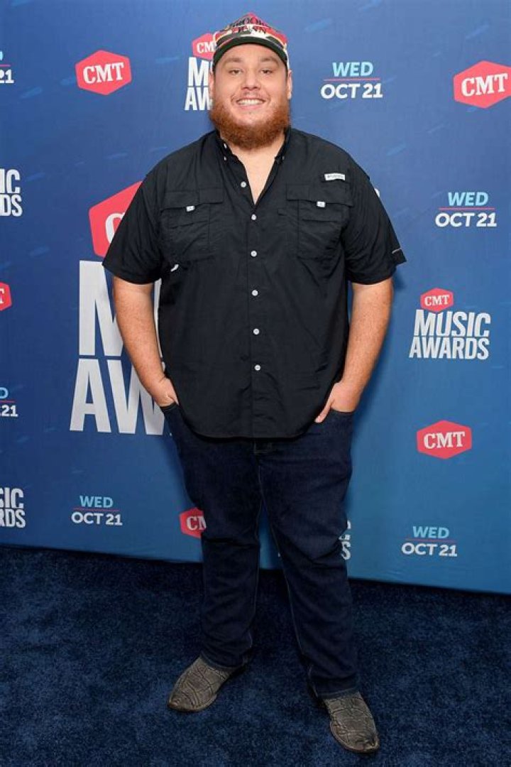 Luke Combs Confesses He's Nervous to a Dad