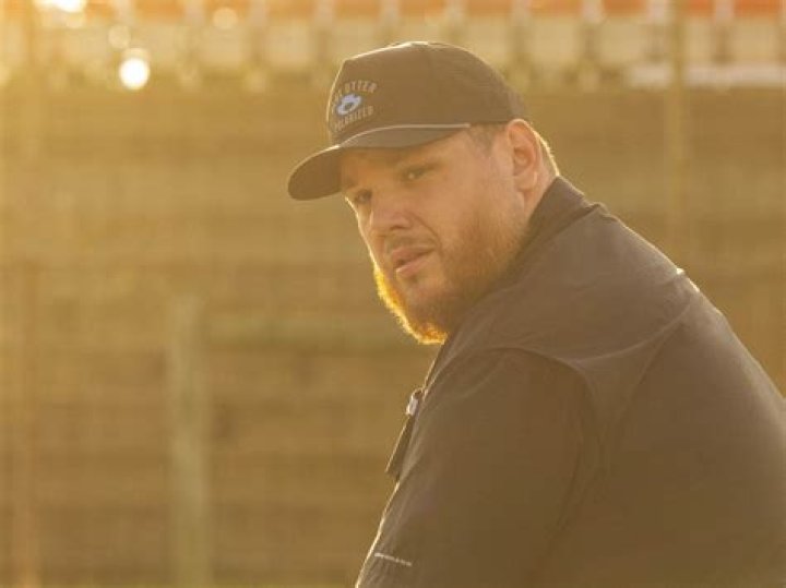 Luke Combs&rsquo; New Deluxe Album Hits No. 1 on AllGenre Billboard 200
