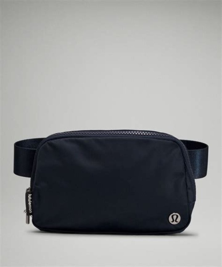 lululemon everywhere belt bag price chopper