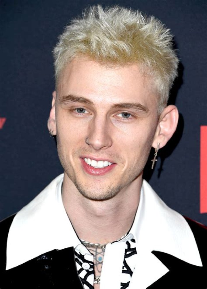 Machine Gun Kelly Page 3