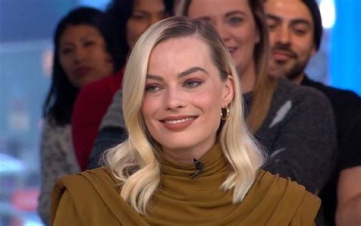 Margot Robbie Has Allegedly Had &lsquo;Lots&rsquo; of Plastic Surgery The Jut