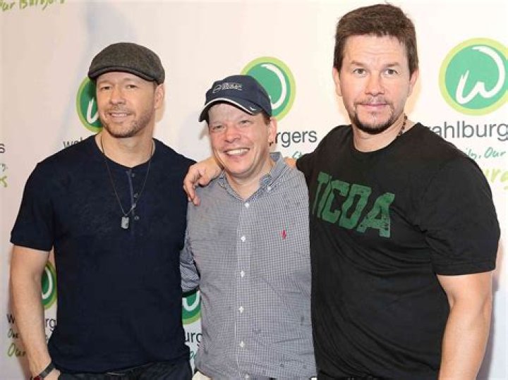 Mark Wahlberg to bring Wahlburgers burger chain to Greektown Crain's