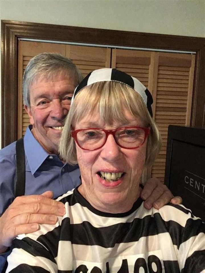 Mary Kathleen Mohler Kenda edad, hijos, riqueza. Esposa de Joe Kenda