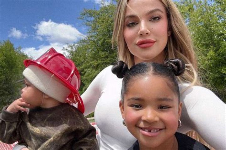 Meet her two children, Maggie and Nathan Hollywood Life World Movies And Actors Aura