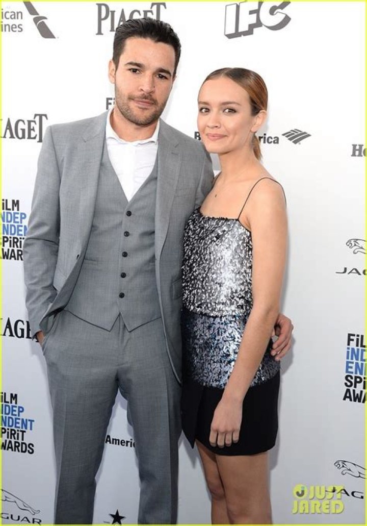 Meet Olivia Cooke Boyfriend Christopher Abbott How Rich Is The House