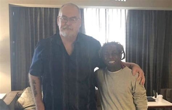 Meet Robert Hoobler Biography, Age, Net Worth, Girlfriend, Extra News