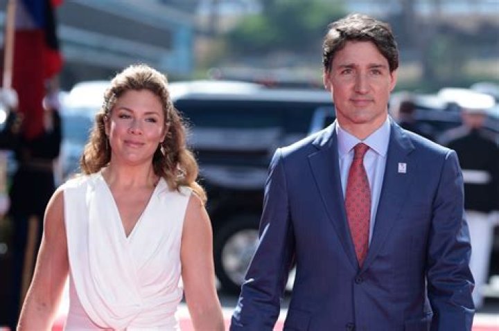 Melanie Joly and Navdeep Bains appointed cochairs of Liberals