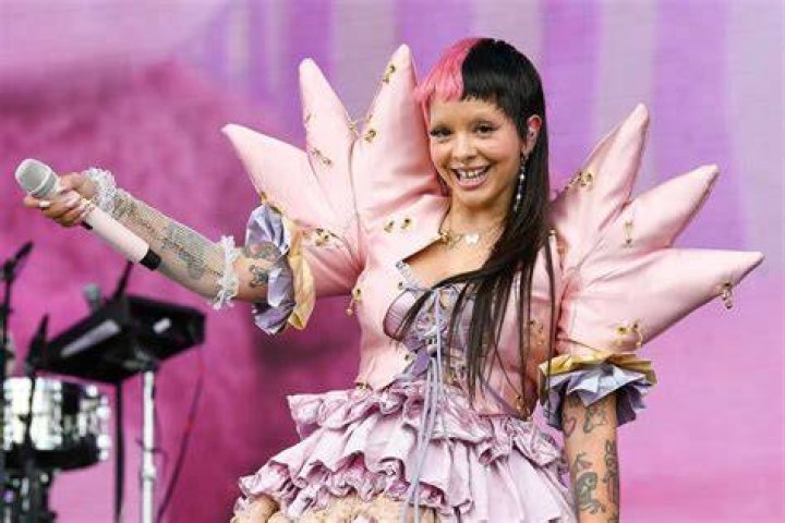 Melanie Martinez GurpalSoraya
