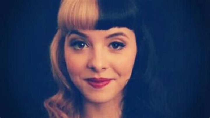 Melanie Martinez Wallpapers Images Photos Pictures Backgrounds