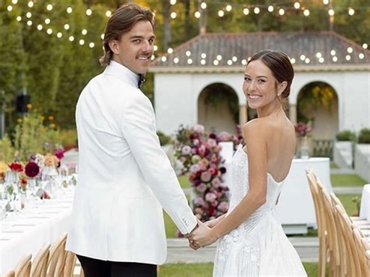 Mellstroy's Journey: Who Is He Married To?