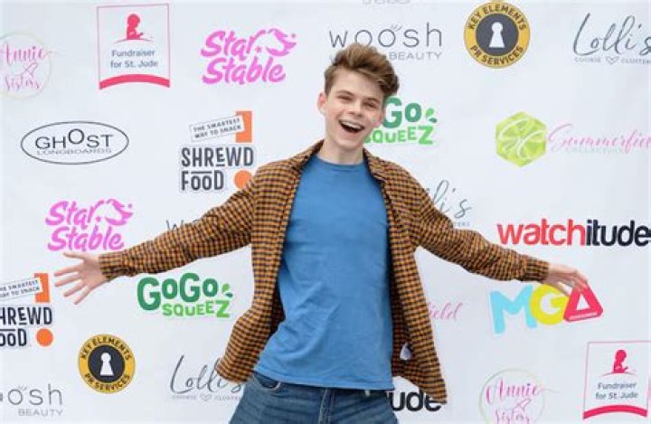 Merrick Hanna Net Worth, Height, Weight, Relationship [2024 wiki
