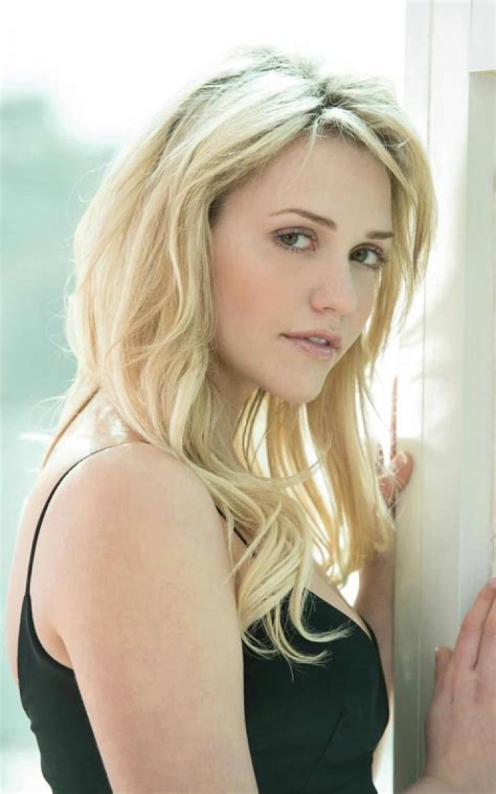 Mia Malkova Biography Height, Weight, Age, Affair, Family, Wiki