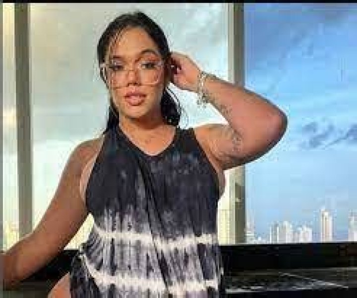 Miah Catalina y Alex Dimension Video Oficial Twitter & TikTok Info