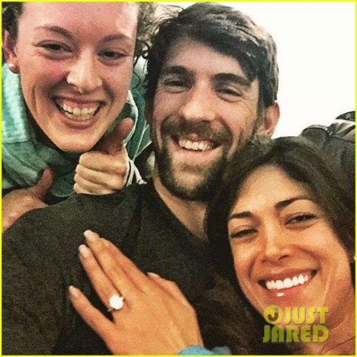 Michael phelps engaged to on off girlfriend nicole johnson Artofit