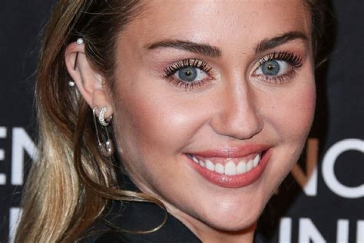 Miley Cyrus' Parents to Divorce Entertainment Tonight
