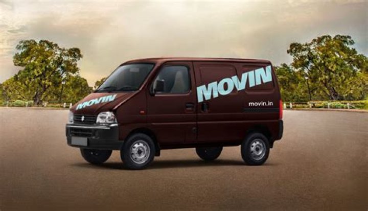 MOVIN ' 2 FAST (EN ESPA&Ntilde;OL) Chris Brown