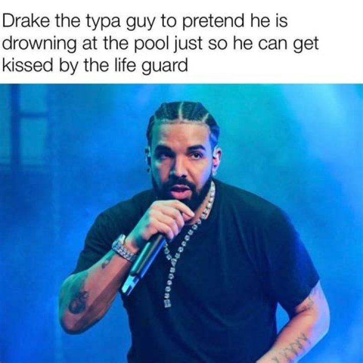 my baby 😭😭 Drake funny, Drake photos, Drake rapper