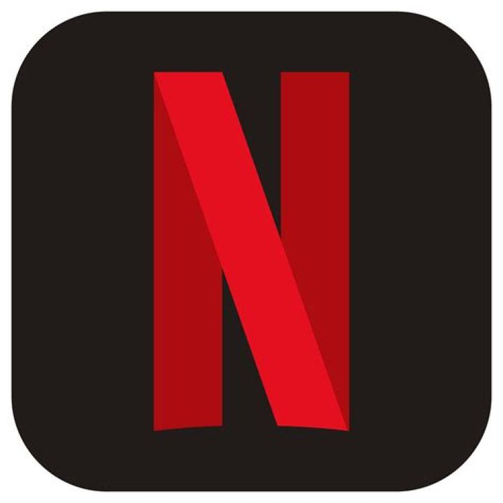 Netflix's Murder Mystery Reunites Jennifer Aniston and Adam Sandler