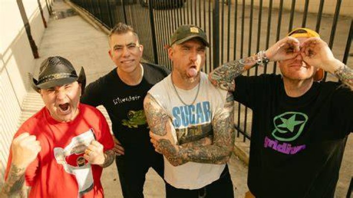 New Found Glory's Chad Gilbert Diagnosed With Cancer