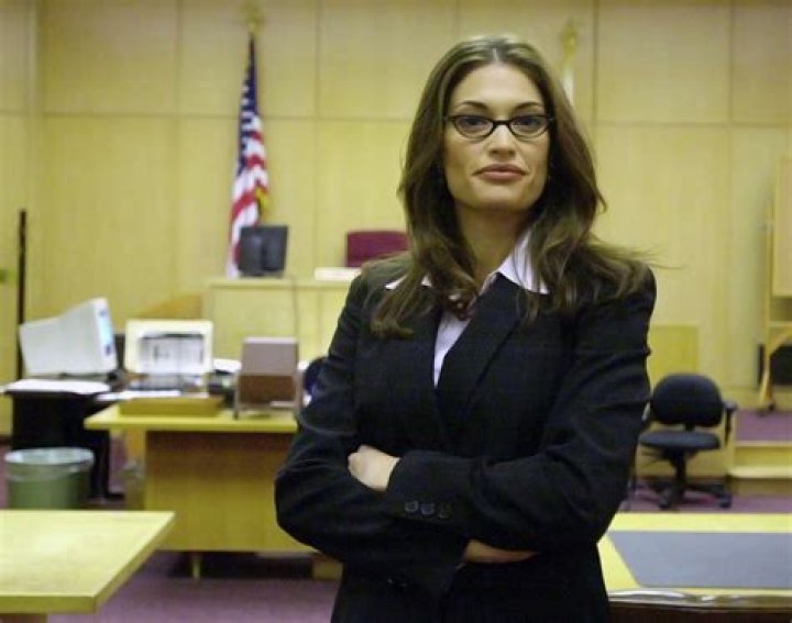 NEWSMAKER PROFILE / Kimberly Guilfoyle and James Hammer / Prosecutors