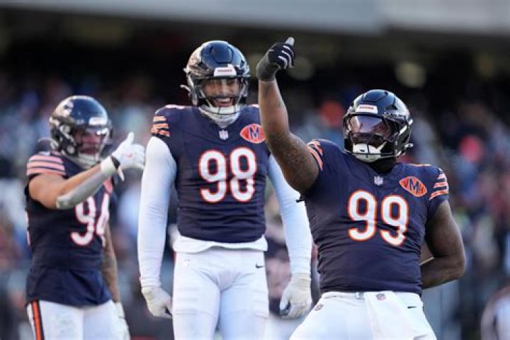 NFL World Reacts To Bears' Justin Fields Decision The Spun