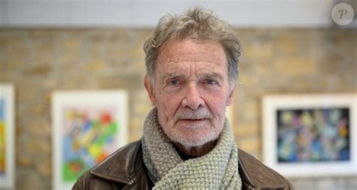 NicolasJacques Charrier La c&eacute;l&eacute;brit&eacute;