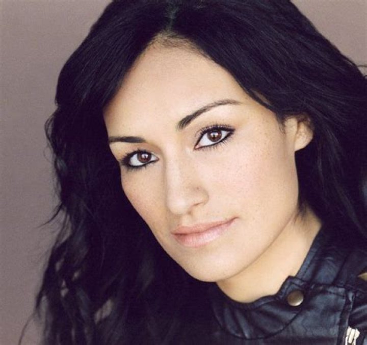 Nicole Shalhoub Wikipedia And Age How Old Is Actress?