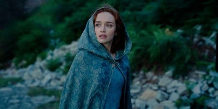 Olivia Cooke looking Cute. r/gentlemanboners