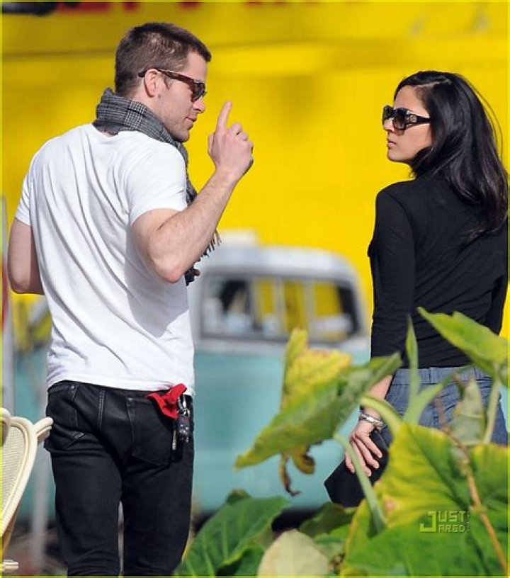 Olivia Munn and Chris Pine Stars' First Valentine's Day Us Weekly