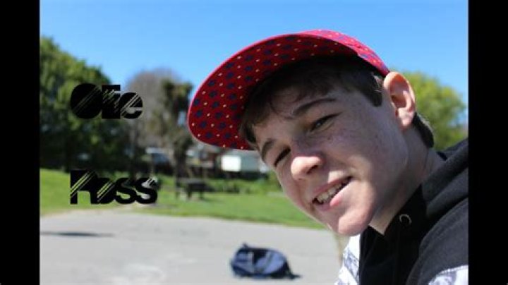 Ollie Ross Weeks Worth YouTube