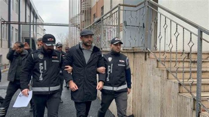 &Ouml;zge Yağız Resimleri Nereli, Ka&ccedil; Yaşında ve Evli mi?