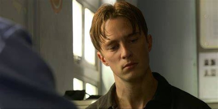 Outer Banks Rafe Cameron's Buzz Cut Is the Star of Season 3 POPSUGAR