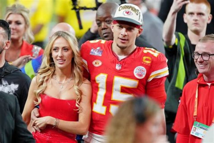 Patrick Mahomes Height, Girlfriend, Age, Weight & Records Sportitnow