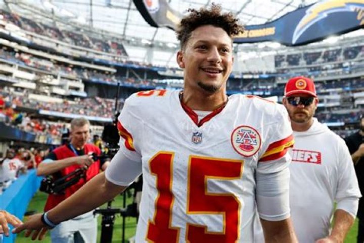 Patrick Mahomes Who2